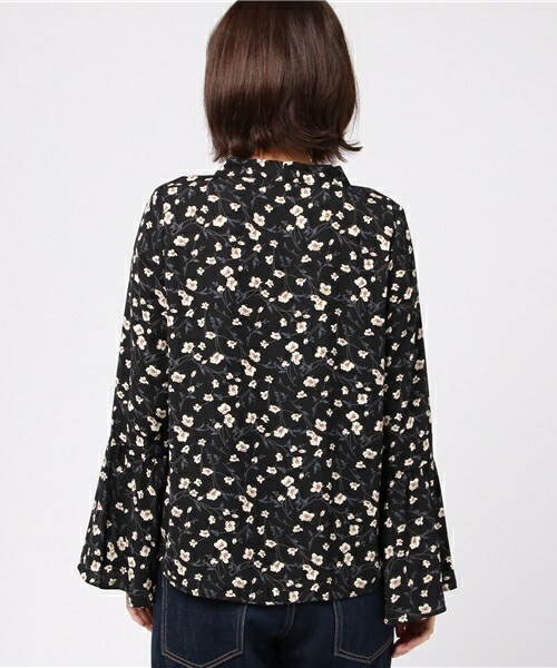 archives（アルシーヴ）の「ボータイベルスリーブ花柄ブラウス（シャツ/ブラウス・レディース・オフホワイト/ブラック・MEDIUM）」の5枚目の写真