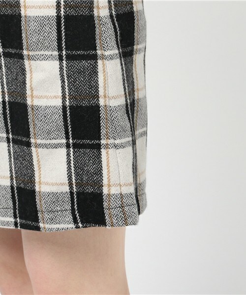 archives（アルシーヴ）の「チェックウールタイトスカート（スカート・レディース・ブラック/ベージュ・MEDIUM）」の8枚目の写真
