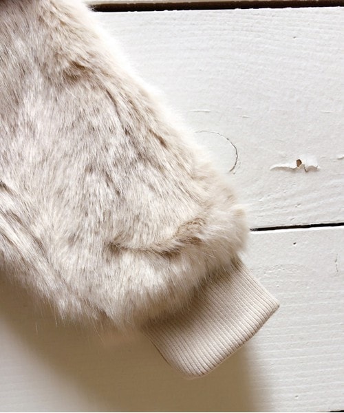 archives（アルシーヴ）の「【予約】ノーカラーフェイクファーコート（ノーカラージャケット・レディース・ブラック/ベージュ/ピンク・MEDIUM）」の9枚目の写真