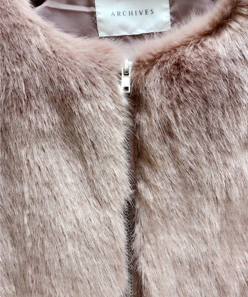 archives（アルシーヴ）の「【予約】ノーカラーフェイクファーコート（ノーカラージャケット・レディース・ブラック/ベージュ/ピンク・MEDIUM）」の10枚目の写真