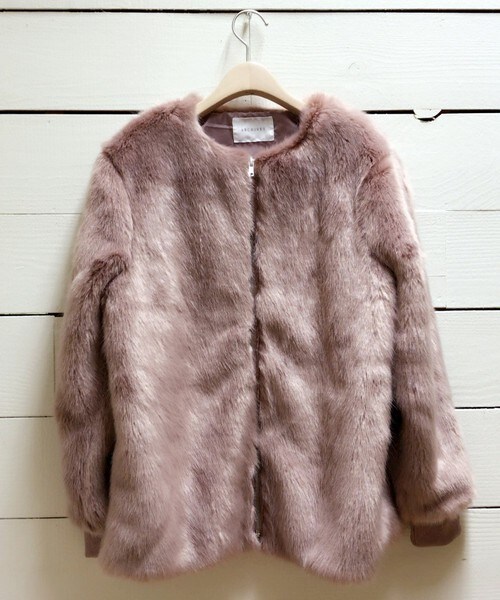 archives（アルシーヴ）の「【予約】ノーカラーフェイクファーコート（ノーカラージャケット・レディース・ブラック/ベージュ/ピンク・MEDIUM）」の5枚目の写真