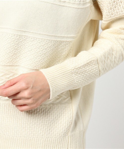 INTERPLANET（インタープラネット）の「編み柄クルードルマンP/O（ニット/セーター・レディース・オフホワイト/グレー/ボルドー・FREE）」の8枚目の写真