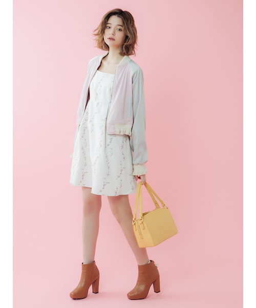 dazzlin（ダズリン）の「【sw】リバーシブル刺繍ブルゾン（ジャケット/アウター・レディース・オフホワイト/ピンク/ミントグリーン・F）」の9枚目の写真