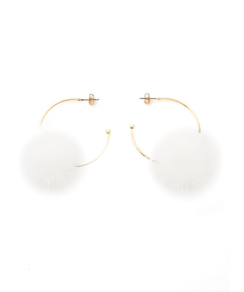 GRL（グレイル）の「ミンクファーフープピアス（ピアス（両耳用）・レディース・ブルー/ピンク/ホワイト/ベージュ・F）」の3枚目の写真