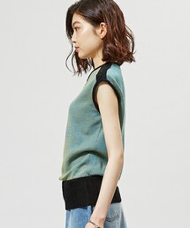 AKANE UTSUNOMIYA アカネウツノミヤ ノースリーブニット AKANE UTSUNOMIYA（アカネウツノミヤ）の「AKANE UTSUNOMIYA