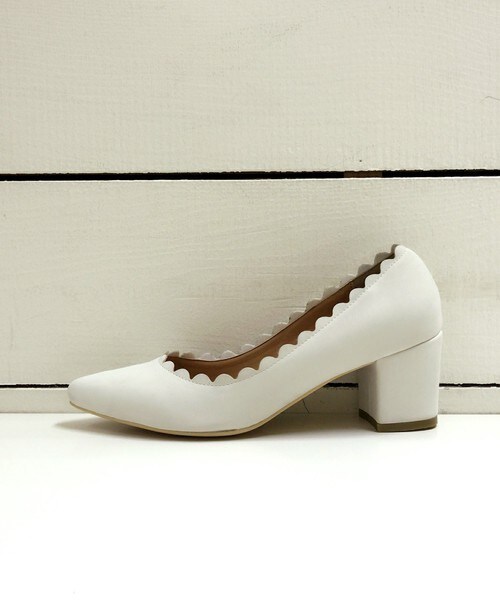 archives（アルシーヴ）の「【予約】スカラップパンプス（パンプス・レディース・アイボリー/ブラック/ピンクベージュ・MEDIUM/LARGE）」の5枚目の写真