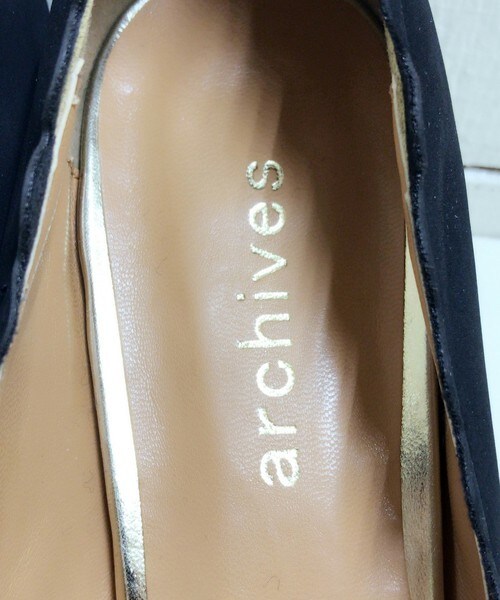 archives（アルシーヴ）の「【予約】スカラップパンプス（パンプス・レディース・アイボリー/ブラック/ピンクベージュ・MEDIUM/LARGE）」の9枚目の写真