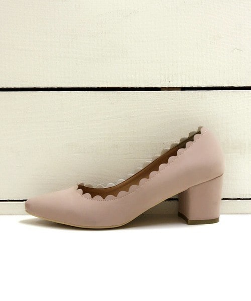archives（アルシーヴ）の「【予約】スカラップパンプス（パンプス・レディース・アイボリー/ブラック/ピンクベージュ・MEDIUM/LARGE）」の6枚目の写真