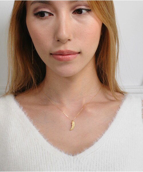 two ply（トゥープライ）の「トゥー プライ 597 スモール フェザー ゴールド チャーム（チャーム・レディース・ゴールド・Free）」の4枚目の写真