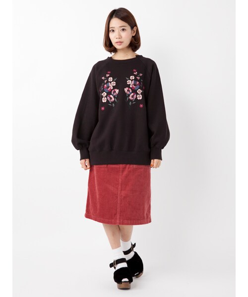 w closet(ダブルクローゼット)の「刺繍入り裏起毛ビッグプルオーバー(トップス・レディース・アイボリー/ラベンダー/スミクロ・FREE)」の12枚目の写真