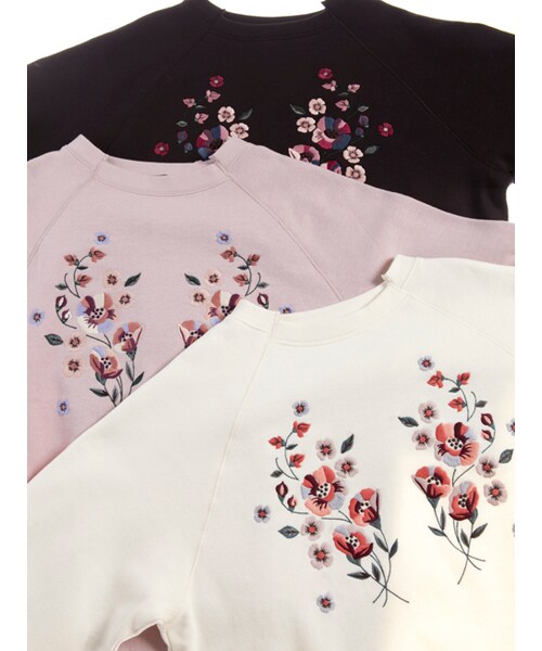 w closet(ダブルクローゼット)の「刺繍入り裏起毛ビッグプルオーバー(トップス・レディース・アイボリー/ラベンダー/スミクロ・FREE)」の11枚目の写真
