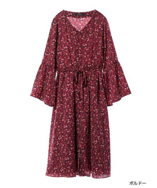 w closet（ダブルクローゼット）の「小花柄ロングガウンワンピース（ワンピース/ドレス・レディース・ボルドー/ブラック・FREE）」の2枚目の写真