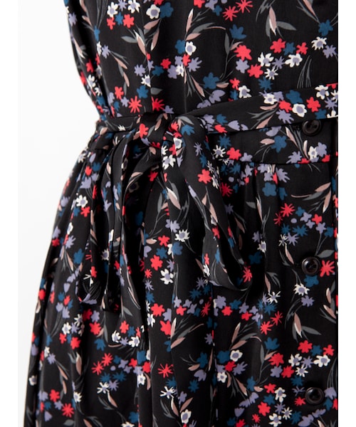 w closet（ダブルクローゼット）の「小花柄ロングガウンワンピース（ワンピース/ドレス・レディース・ボルドー/ブラック・FREE）」の9枚目の写真