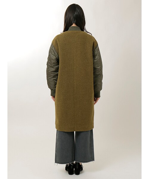w closet(ダブルクローゼット)の「異素材切替ロングMA-1(ジャケット/アウター・レディース・カーキ/チャコール/Dキャメル・FREE)」の6枚目の写真