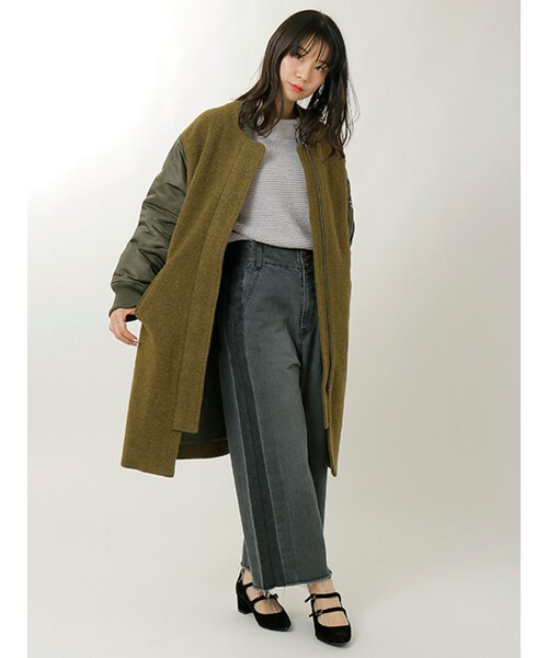 w closet(ダブルクローゼット)の「異素材切替ロングMA-1(ジャケット/アウター・レディース・カーキ/チャコール/Dキャメル・FREE)」の13枚目の写真
