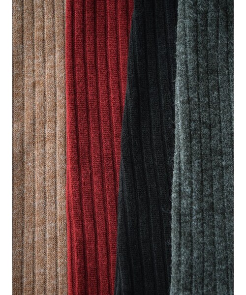 w closet（ダブルクローゼット）の「ワイドリブオフショルプルオーバー（トップス・レディース・ブラウン/エンジ/ブラック/グレー・FREE）」の11枚目の写真