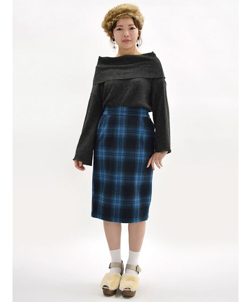 w closet（ダブルクローゼット）の「ワイドリブオフショルプルオーバー（トップス・レディース・ブラウン/エンジ/ブラック/グレー・FREE）」の12枚目の写真