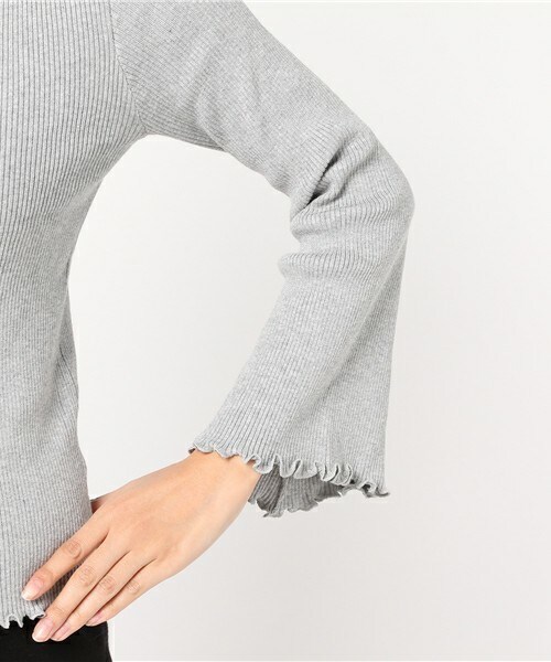 archives（アルシーヴ）の「袖フレアリブプルオーバー（ニット/セーター・レディース・オフホワイト/グレー/モカ/グリーン・MEDIUM）」の9枚目の写真