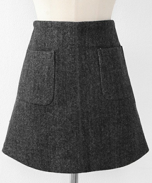 DHOLIC（ディーホリック）の「センターステッチポケットAラインミニスカート（スカート・レディース・キャメル/ダークグレー/ディープスカイブルー・S/M）」の2枚目の写真