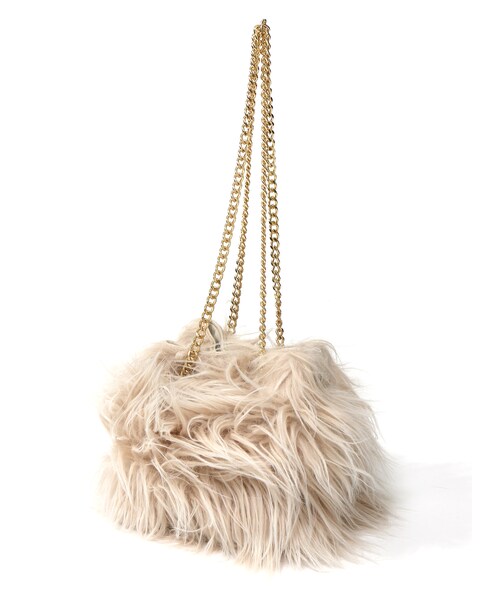 GRL（グレイル）の「ファーチェーンバッグ（ショルダーバッグ・レディース・ブラック/グレー/ベージュ/オフホワイト・F）」の4枚目の写真