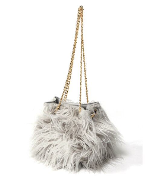 GRL（グレイル）の「ファーチェーンバッグ（ショルダーバッグ・レディース・ブラック/グレー/ベージュ/オフホワイト・F）」の3枚目の写真