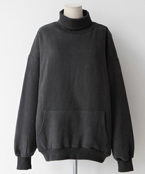 DHOLIC（ディーホリック）の「裏起毛タートルネックスウェットプルオーバー（スウェット・レディース・ライトパープル/ベージュ/ブラックグレー・FREE）」の2枚目の写真