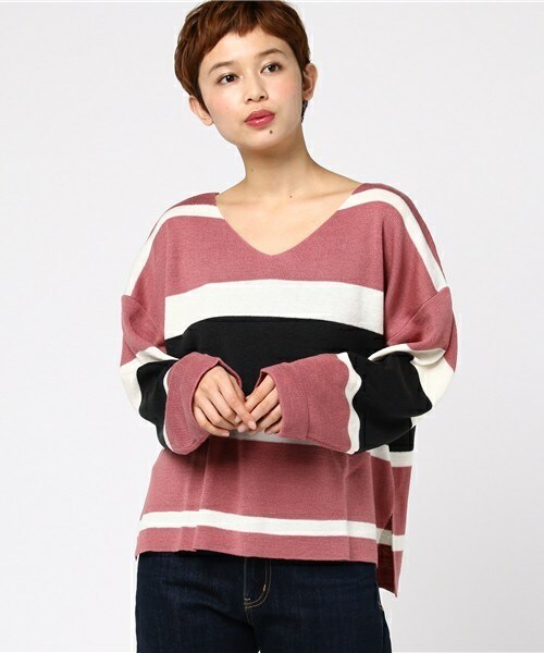 archives（アルシーヴ）の「マルチボーダーVネックニット（ニット/セーター・レディース・オフホワイト/ネイビー/ピンク・MEDIUM）」の3枚目の写真