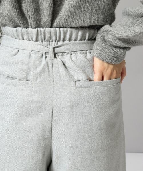 HARE(ハレ)の「ビキモウアシメクロップドパンツ(パンツ・ブラック/グレー)」の10枚目の写真