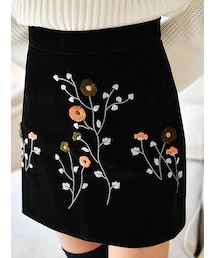 KORMARCH | フラワー刺繍ベロアミニスカート(スカート)