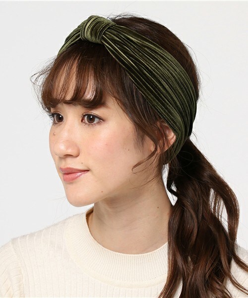 Bab Bou Jeloud（バブブージュルード）の「【Bab】ベロアヘアバンド（ヘアバンド・レディース・ブラック/ベージュ/グリーン/ピンク・FREE）」の3枚目の写真