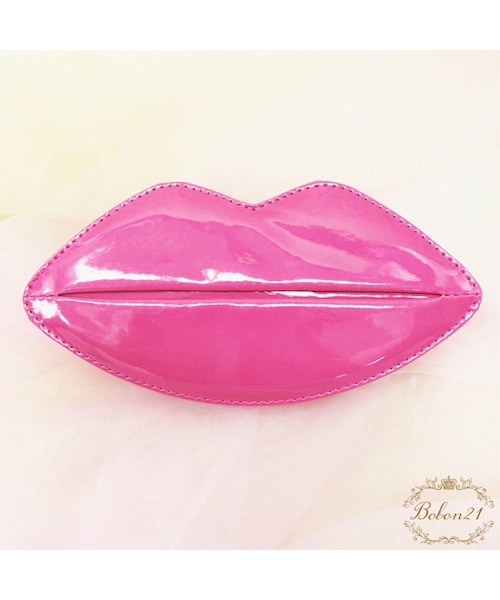 Bobon21（ボボンニジュウイチ）の「リップ型ラブリーポシェット（ハンドバッグ・レディース・レッド/ピンク・F）」の2枚目の写真