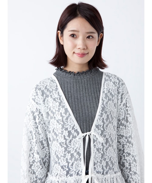 w closet(ダブルクローゼット)の「チュールレース袖シャーリングブラウス(ワンピース/ドレス・レディース・オフホワイト/オレンジ/ブラック・FREE)」の8枚目の写真