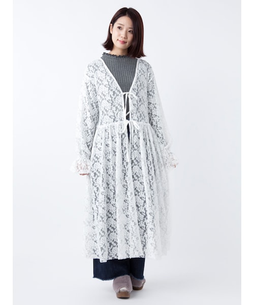 w closet(ダブルクローゼット)の「チュールレース袖シャーリングブラウス(ワンピース/ドレス・レディース・オフホワイト/オレンジ/ブラック・FREE)」の5枚目の写真