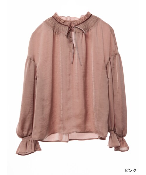 w closet（ダブルクローゼット）の「ベロアリボン付きシャーリングブラウス（トップス・レディース・アイボリー/ピンク/ブラック・FREE）」の3枚目の写真