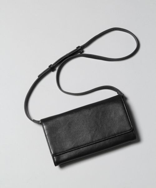 BLISS POINT(ブリスポイント)の「SSウォレットMINIショルダー(バッグ・ブラック/シルバー/ネイビー柄)」の1枚目の写真