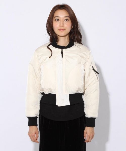 niko and...(ニコアンド)の「リバーシブルモコジャン(ジャケット/アウター・オフホワイト/ライトブラウン)」の9枚目の写真