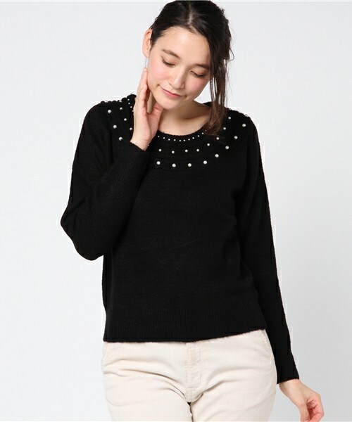 archives（アルシーヴ）の「パール付きプルオーバー（ニット/セーター・レディース・オフホワイト/ブラック/グレー・MEDIUM）」の3枚目の写真