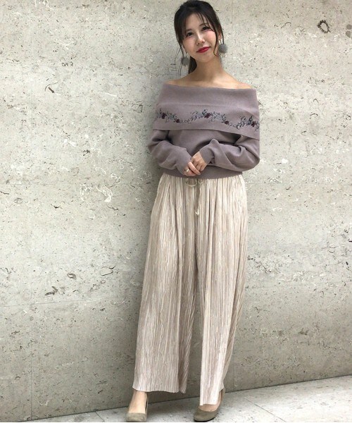 archives（アルシーヴ）の「オフタートル刺繍プルオーバー（ニット/セーター・レディース・オフホワイト/ブラック/ラベンダー・MEDIUM）」の11枚目の写真