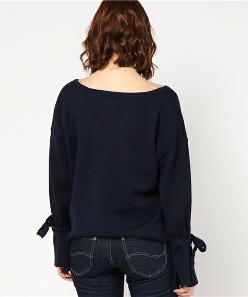 archives（アルシーヴ）の「袖リボンVネックプルオーバー（ニット/セーター・レディース・アイボリー/グレー/ネイビー/ピンクベージュ・MEDIUM）」の7枚目の写真