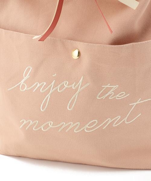 RAY CASSIN（レイカズン）の「刺繍入りキャンバスショルダーバッグ（バッグ・レディース・ブラック/ピンク/キナリ・FREE）」の9枚目の写真