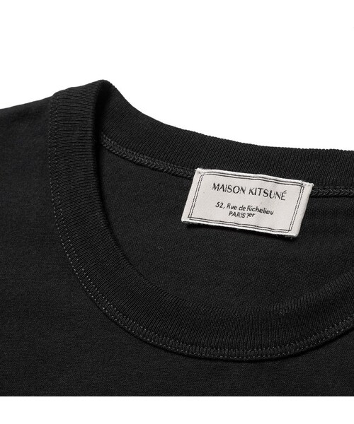Maison Kitsune（メゾンキツネ）の「Maison Kitsuné Fox-Embroidered Cotton-Jersey T-Shirt（Tシャツ/カットソー・メンズ・Black・XS/S/M/L/XL）」の5枚目の写真