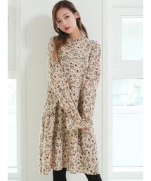 KORMARCH | フラワープリントワンピース(ワンピース)