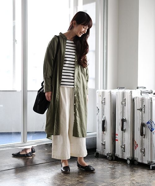 studio CLIP(スタディオクリップ)の「アソートカラーバレエシューズ(シューズ・シルバー/ブラック/ピンク/ブラウン/アイボリー)」の6枚目の写真