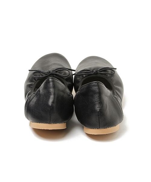 studio CLIP(スタディオクリップ)の「アソートカラーバレエシューズ(シューズ・シルバー/ブラック/ピンク/ブラウン/アイボリー)」の16枚目の写真