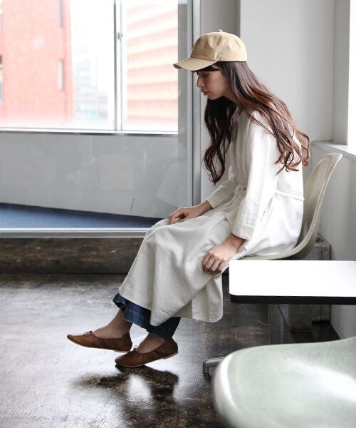 studio CLIP(スタディオクリップ)の「アソートカラーバレエシューズ(シューズ・シルバー/ブラック/ピンク/ブラウン/アイボリー)」の10枚目の写真