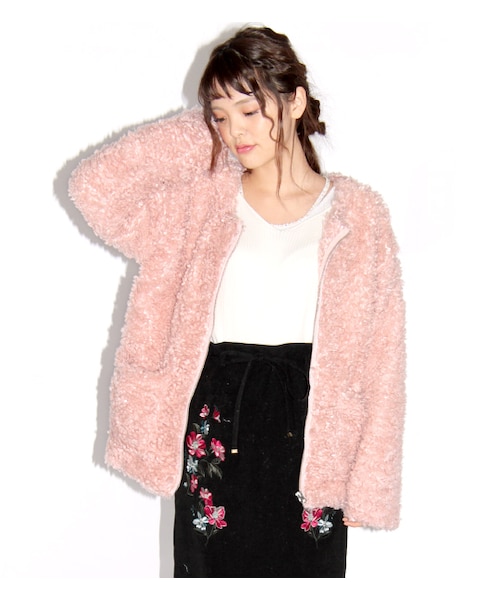 PAGEBOY（ページボーイ）の「モコモコジップジャケット（ジャケット/アウター・レディース・オフホワイト/ブラック/ベージュ/モカ/ピンク）」の12枚目の写真