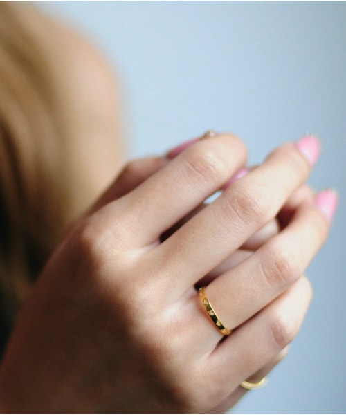 two ply（トゥープライ）の「トゥー プライ 433 オープン ハート ダイヤモンド リング（リング・レディース・ゴールド・5.5号〜13号）」の3枚目の写真