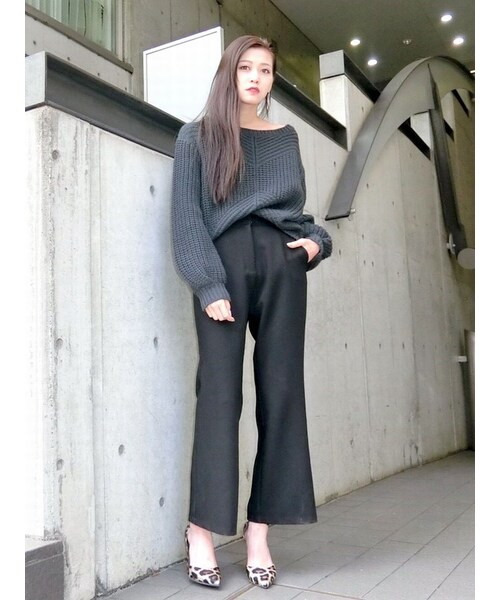 EMODA（エモダ）の「Hemフレアリラックスパンツ（パンツ・レディース・ブラック/ブルー・S/M）」の4枚目の写真