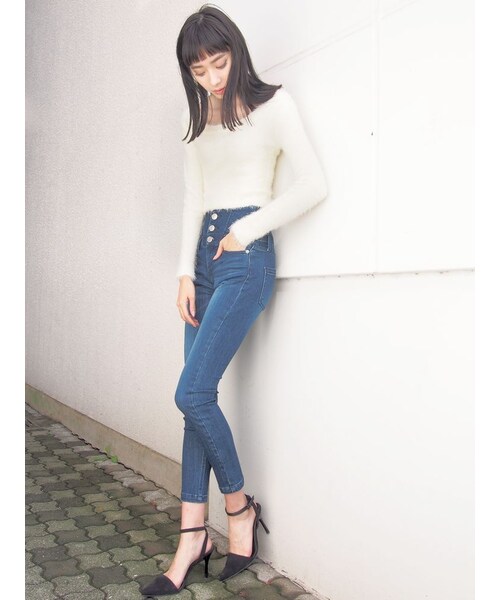 EMODA(エモダ)の「シャギーコンパクトニット(トップス・レディース・ホワイト/ブラック/グリーン/ネイビー・F)」の5枚目の写真