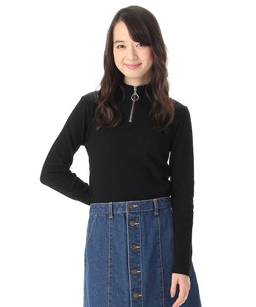 Honeys(ハニーズ)の「リングジップハイネック(カットソー・Tシャツ・レディース・オフ/クロ/アカ/杢グレー/オフ×クロ・M/L)」の4枚目の写真